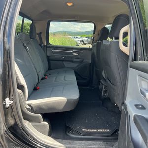 صورة مصغرة 34 لـ 2019 RAM 1500 BIG HORN