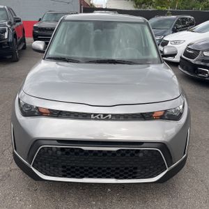 صورة 15 لـ 2023 KIA SOUL LX