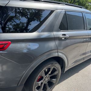 FORD EXPLORER ST - 9