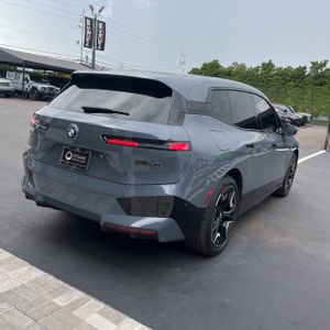 2023 BMW IX M60 照片 8