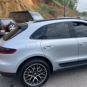 PORSCHE MACAN S - 9