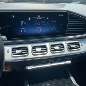 2025 Mercedes-BENZ GLE — миниатюра 37