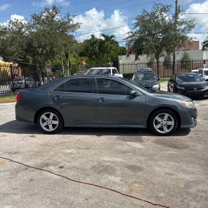 2014 Toyota CAMRY SE 照片 10