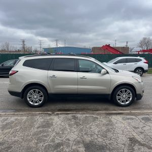 CHEVROLET TRAVERSE LT - 10