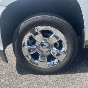 2015 Chevrolet TAHOE LT thumbnail 17
