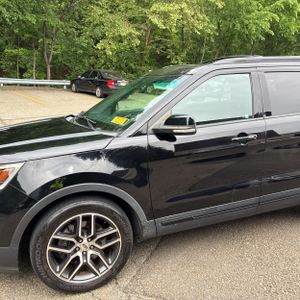FORD EXPLORER SPORT - 2