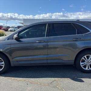 FORD EDGE SEL - 4