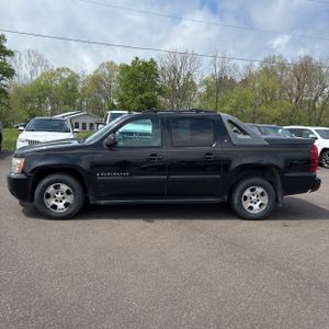 CHEVROLET AVALANCHE - 3