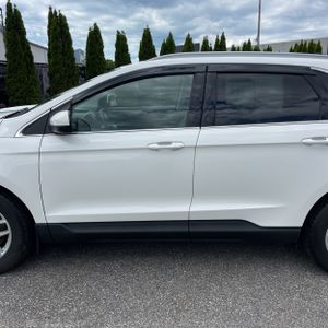FORD EDGE SEL - 4