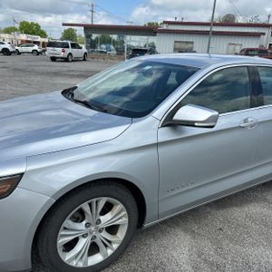 CHEVROLET IMPALA LT - 2