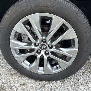 2023 Toyota RAV4 XLE PREMIUM 缩略图 19