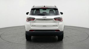 صورة 6 لـ 2025 JEEP COMPASS LIMITED