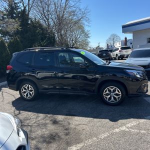 SUBARU FORESTER PREMIUM - 10