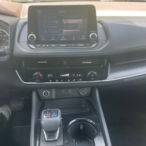 صورة مصغرة 37 لـ 2021 Nissan ROGUE SV