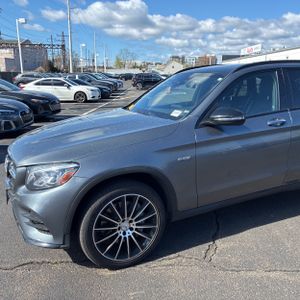 MERCEDES-BENZ GLC AMG - 2