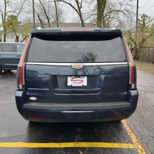 CADILLAC ESCALADE LUXURY - 7