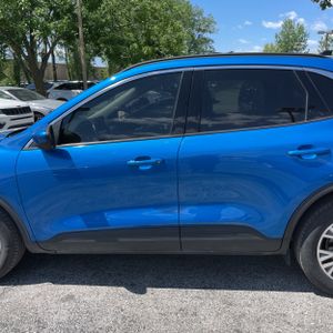 FORD ESCAPE SEL - 3