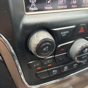 صورة مصغرة 66 لـ 2016 JEEP GRAND CHEROKEE LIMITED 75TH ANNIVERSARY