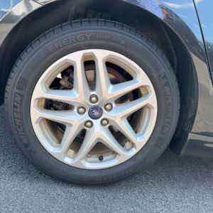 2013 FORD FUSION SE 缩略图 19