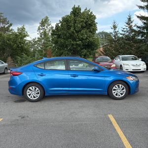 2017 Hyundai ELANTRA SE — фото 10