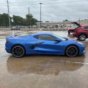 CHEVROLET CORVETTE STINGRAY - 10