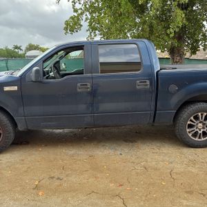 Ford F-150 XLT - 4