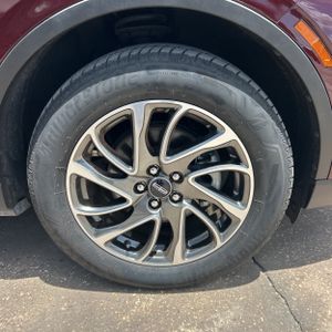 2020 Lincoln CORSAIR STANDARD thumbnail 20