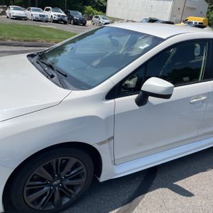 2017 Subaru WRX BASE — фото 2