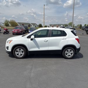 CHEVROLET TRAX LS - 3