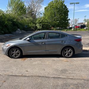 HYUNDAI ELANTRA SEL - 3