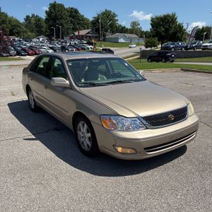 2001 Toyota AVALON XLS thumbnail 12