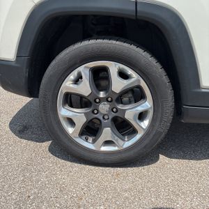 2019 JEEP COMPASS LIMITED thumbnail 19