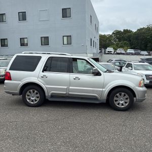 2003 Lincoln NAVIGATOR LUXURY — фото 10