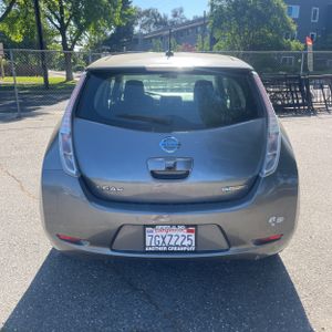 NISSAN LEAF S - 7