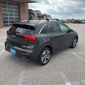 KIA NIRO EV EX PREMIUM - 8