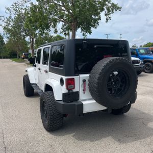 2016 JEEP WRANGLER UNLIMITED SAHARA — фото 5