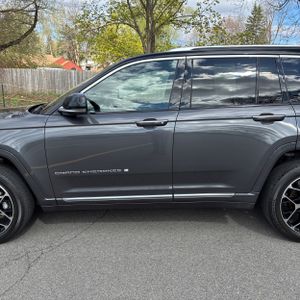 JEEP GRAND CHEROKEE SUMMIT RESERVE - 4