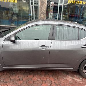 Nissan Sentra SV - 4