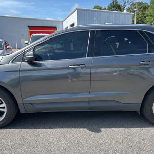 FORD EDGE SEL - 4