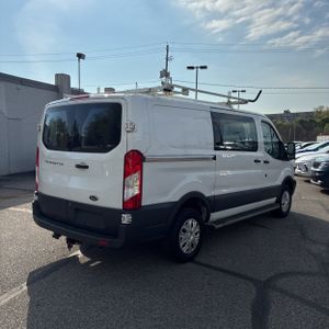 FORD TRANSIT 250 - 8