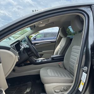 صورة مصغرة 32 لـ 2019 FORD FUSION SE