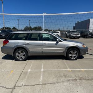 صورة 10 لـ 2007 Subaru OUTBACK 3.0R L.L. BEAN EDITION