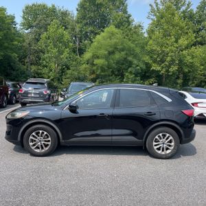 صورة 3 لـ 2020 FORD ESCAPE SE