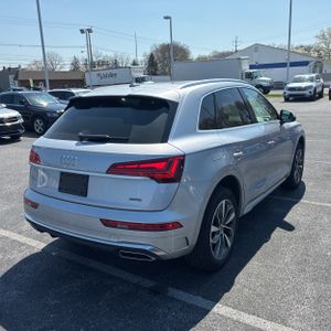 AUDI Q5 QUATTRO S LINE PREM PLUS 45 TFSI - 8