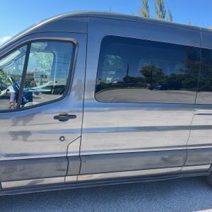 FORD TRANSIT 350 XLT - 4