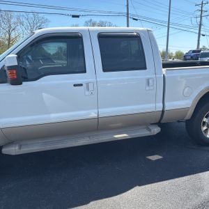FORD F-250 SUPER DUTY LARIAT - 4