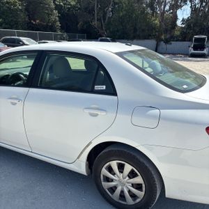 صورة 6 لـ 2011 Toyota COROLLA LE