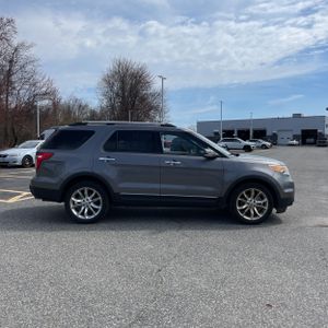 FORD EXPLORER LIMITED - 10