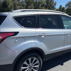 FORD ESCAPE TITANIUM - 9