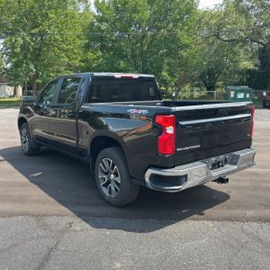 2023 Chevrolet SILVERADO 1500 LT 照片 5